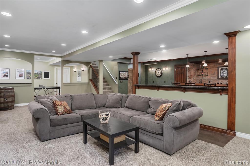 9884 Forest Ridge Drive, Clarkston, MI 48348 — Photo 33