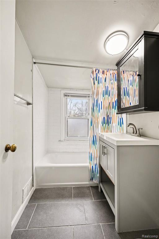 23031 Republic Avenue, Oak Park, MI 48237 — Photo 20