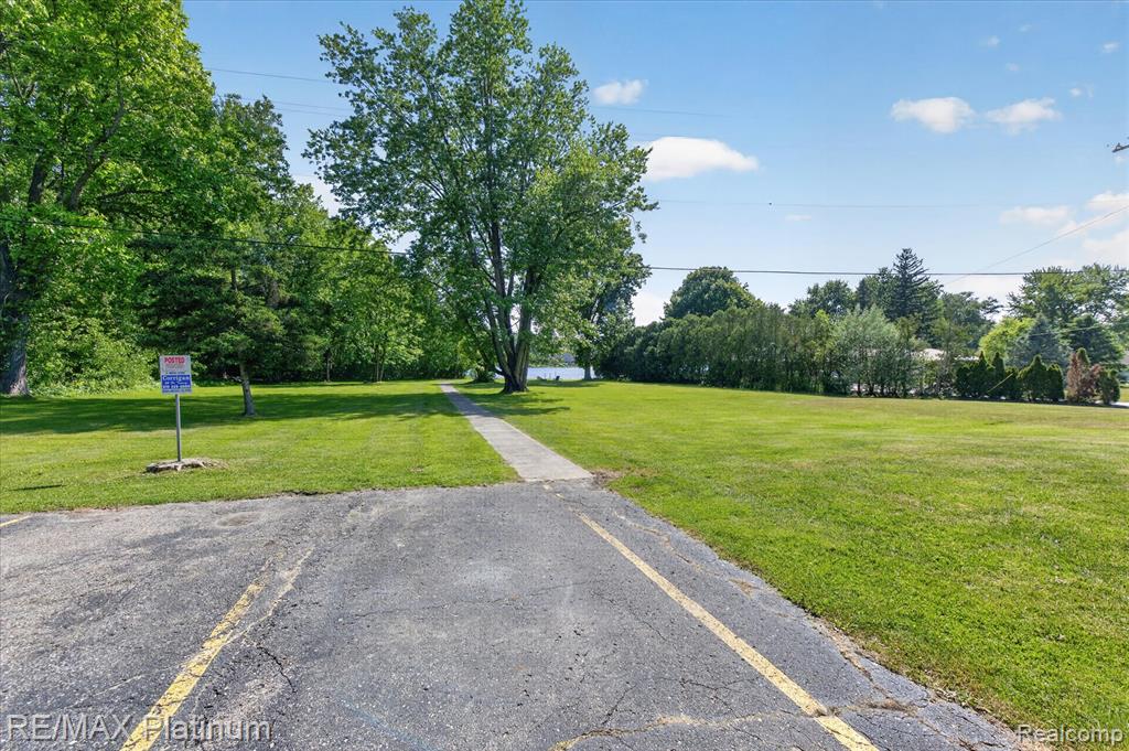 1462 S HUGHES Road, Howell, MI 48843 — Photo 33