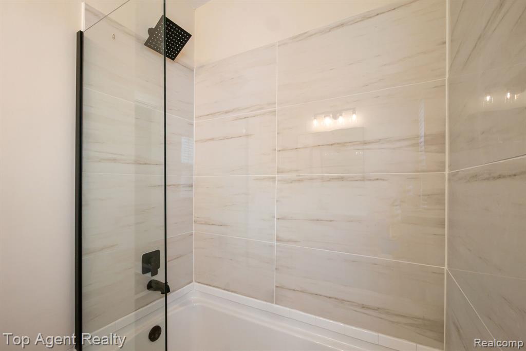 16565 Roselawn Street, Detroit, MI 48221 — Photo 28