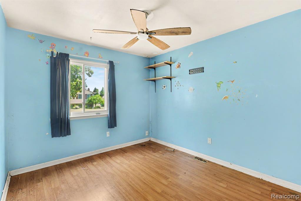 43171 Hartwick Drive, Sterling Heights, MI 48313 — Photo 17