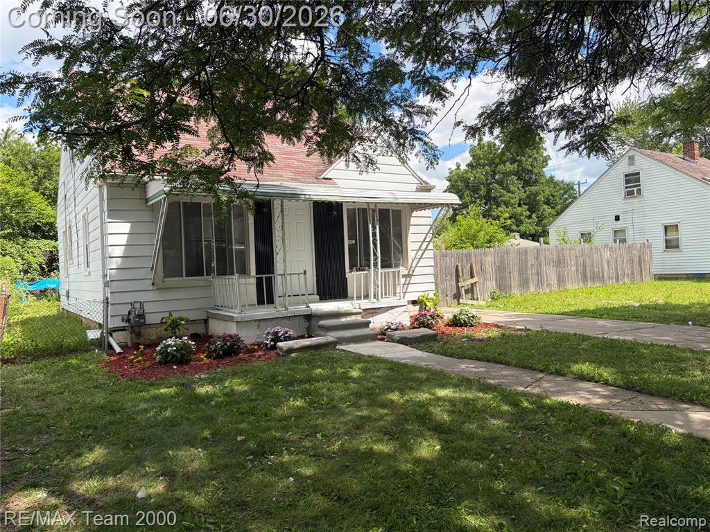 6760 Warwick Street, Detroit, MI 48228 — Photo 9