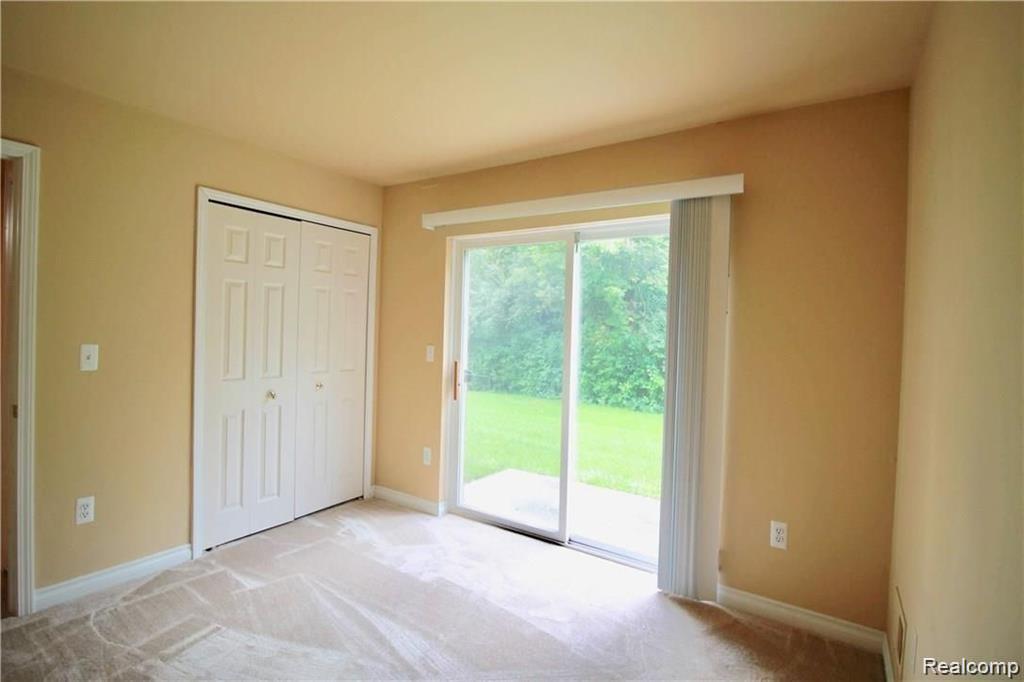 806 Red Run Drive, Troy, MI 48085 — Photo 16