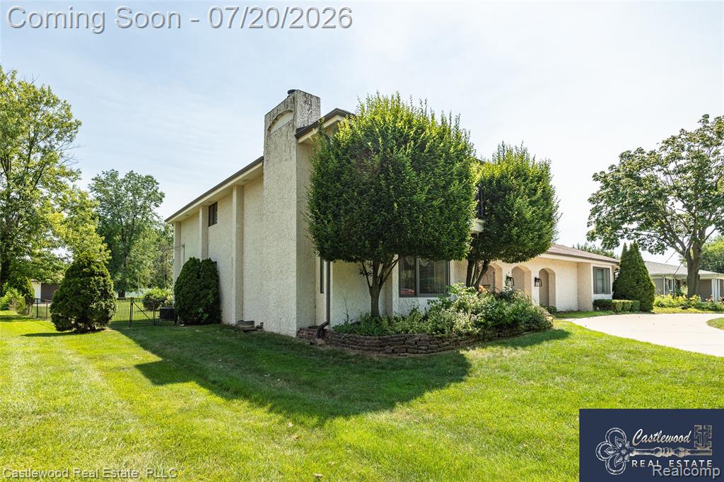 17150 S Nunneley Road, Clinton Twp, MI 48035 — Photo 3