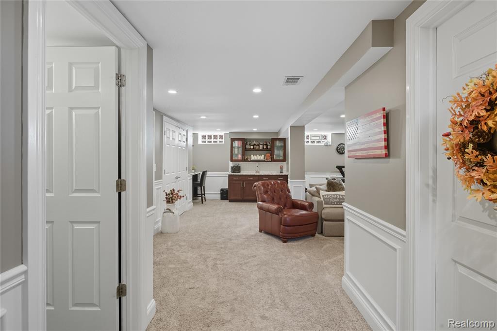 9840 Brookfield Street, Livonia, MI 48150 — Photo 29