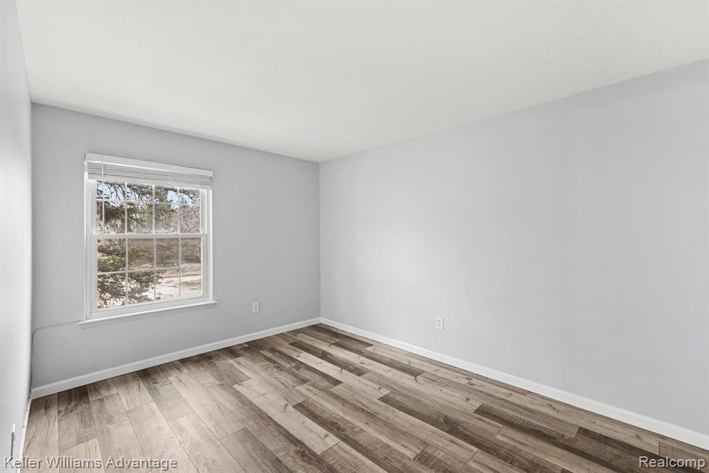 833 Bloomfield Village Boulevard, H, Auburn Hills, MI 48326 — Photo 11