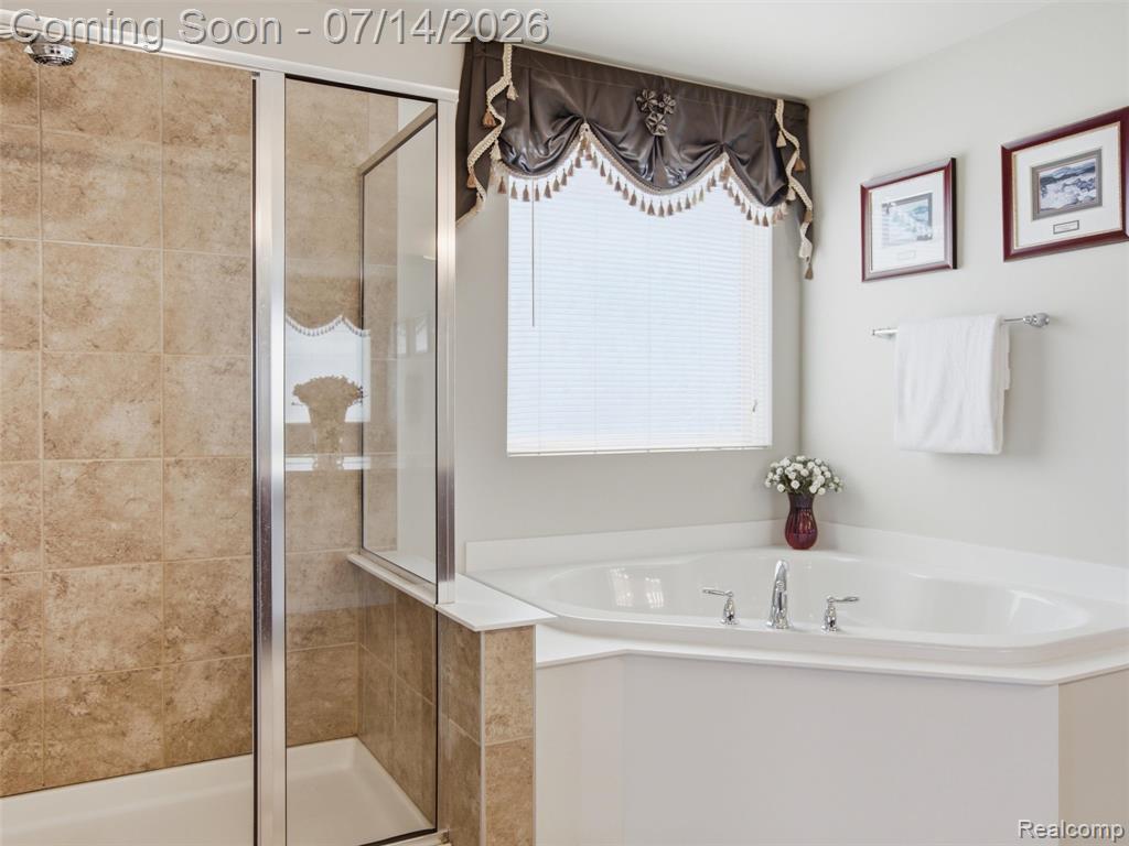 4853 Catalina Drive, Lake Orion, MI — Photo 36