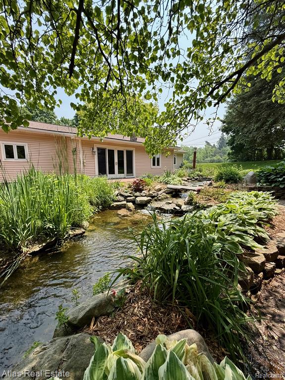 9010 GALE Road, Goodrich Vlg, MI — Photo 16