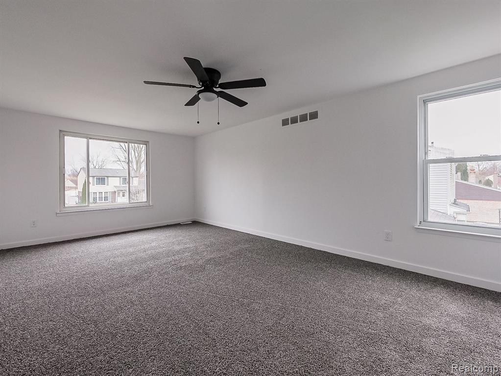 42484 MAJESTIC, Canton, MI 48188 — Photo 13