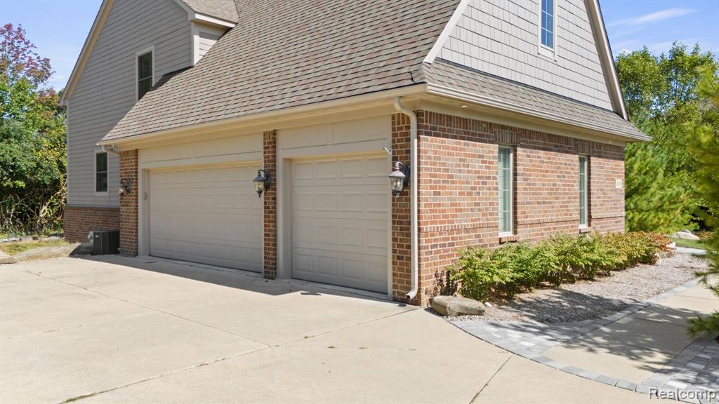 4128 BINGHAMPTON Court, Clarkston, MI 48348 — Photo 79