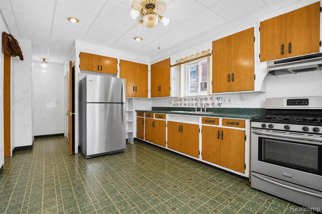5003 Maple Street, Dearborn, MI 48126 — Photo 12