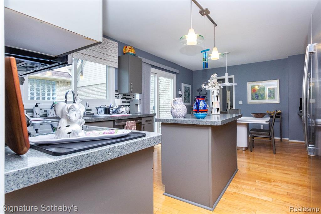 5396 Fairway Court, West Bloomfield, MI 48323 — Photo 13