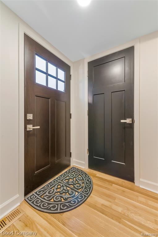 824 Florence Avenue, Royal Oak, MI 48067 — Photo 4