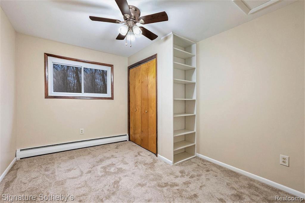 5533 ELDRIDGE Drive, Waterford, MI 48327 — Photo 13