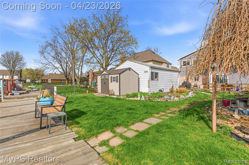 39415 E Archer Drive, Harrison Township, MI — Photo 36