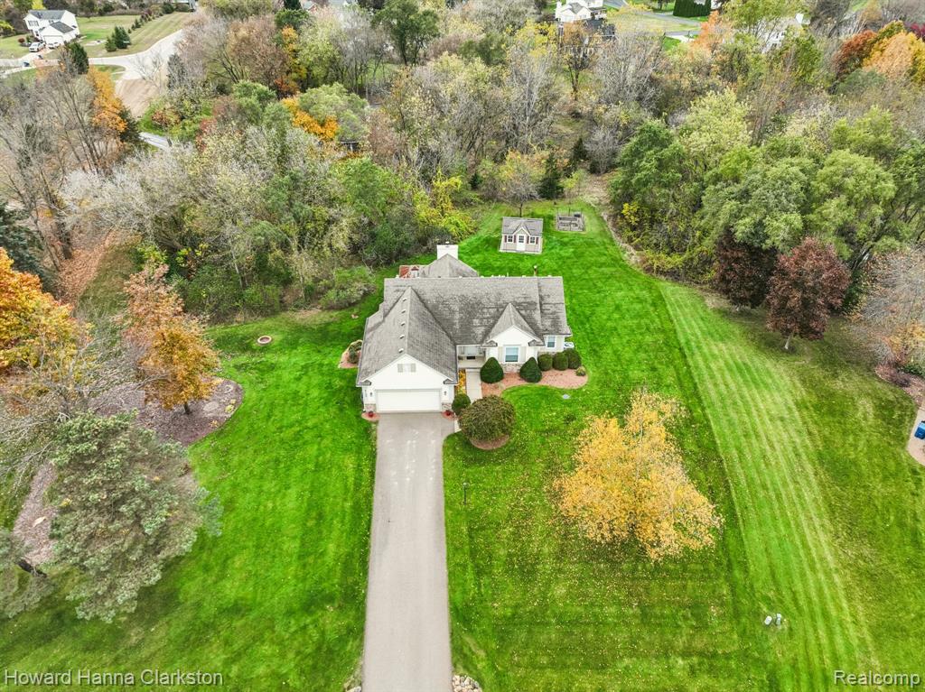 4105 Nancy Lane, White Lake, MI 48383 — Photo 43