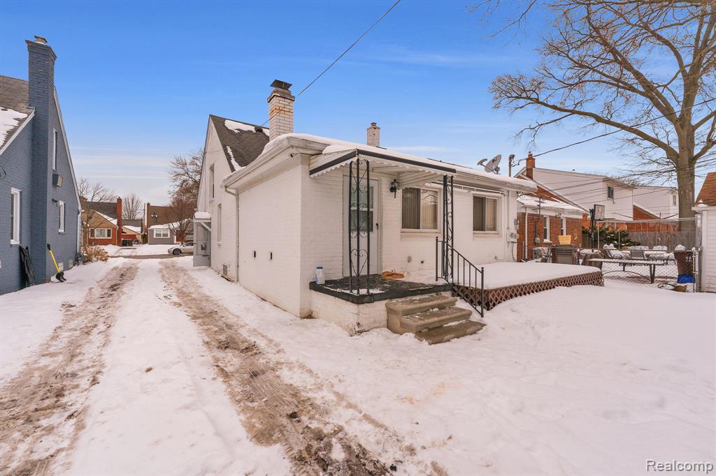 630 N Denwood Street, Dearborn, MI 48128 — Photo 4