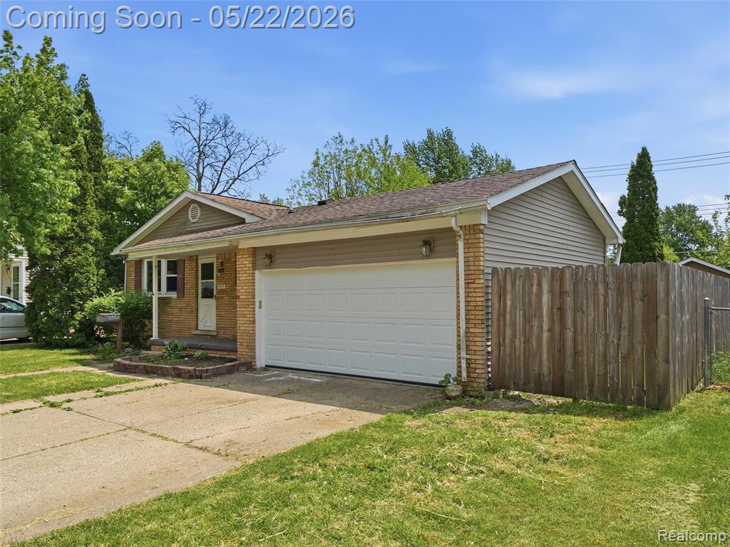 1295 1st Street, Lapeer, MI 48446 — Photo 3