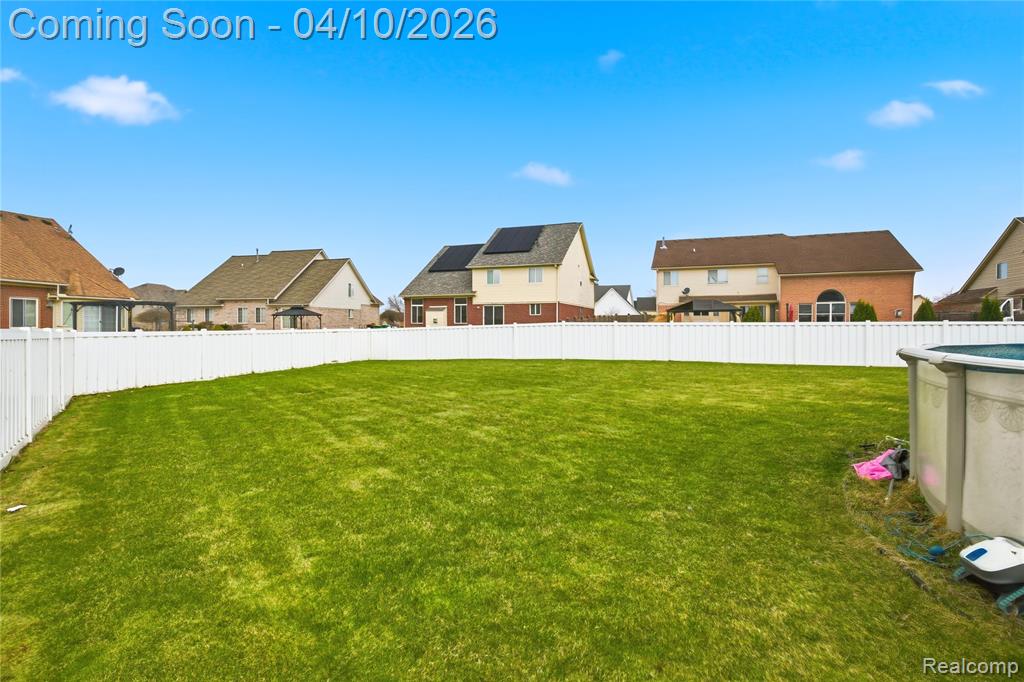 31480 Daisy Court, Rockwood, MI — Photo 39