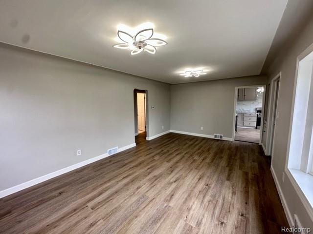 1612 Deering Street, Garden City, MI — Photo 10