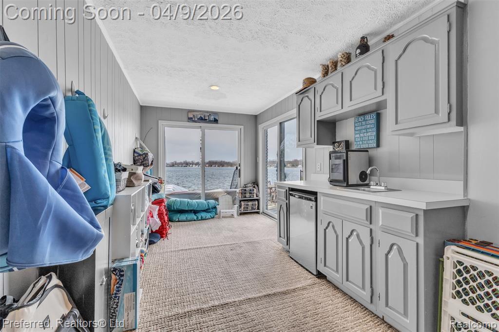 4869 Motorway Drive, Waterford, MI 48328 — Photo 26