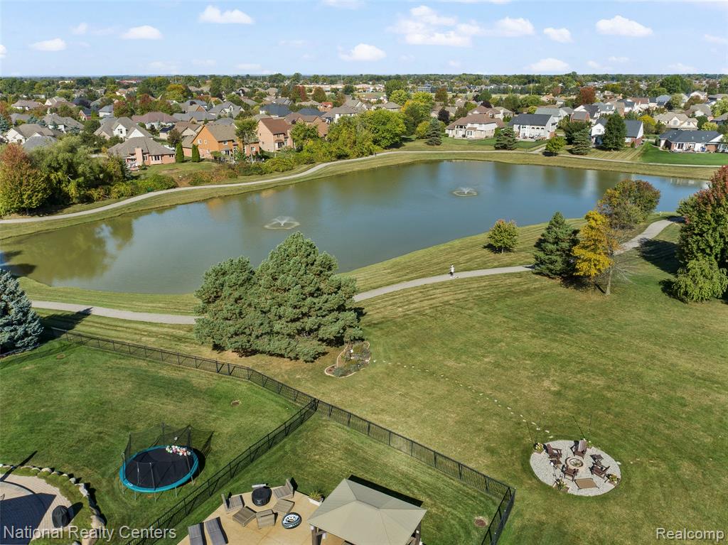 46245 Sawyer Lane, Macomb, MI 48044 — Photo 3