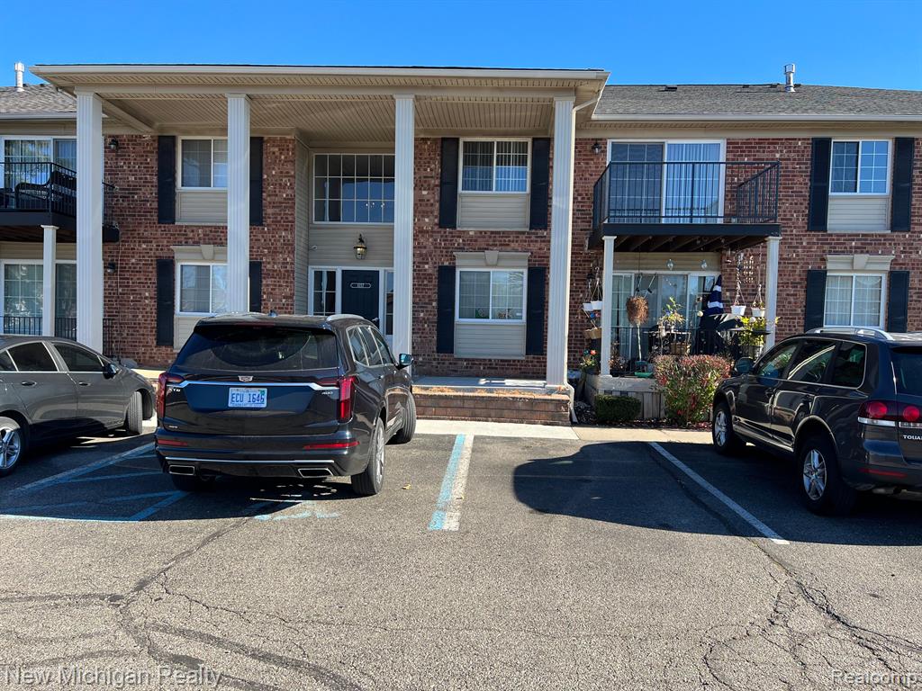 6157 ORCHARD LAKE Road, West Bloomfield, MI — front exterior
