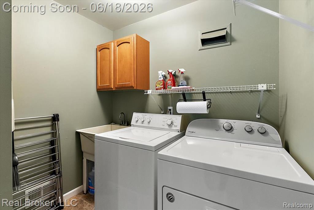 6339 Westwego Drive, Brighton, MI 48116 — Photo 25