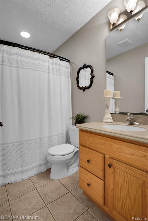8039 Boulder Ridge Court, Brighton, MI 48116 — Photo 35