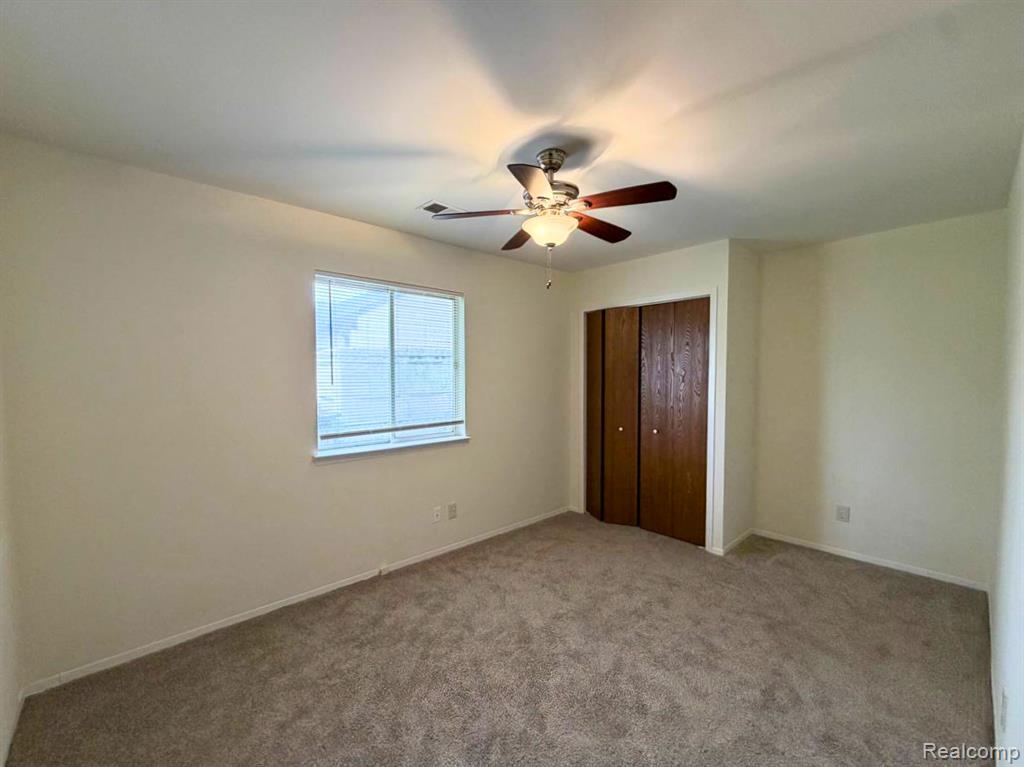 8468 Beatrice, Westland, MI — Photo 20