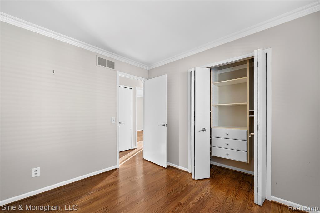 4419 Robinwood Avenue, Royal Oak, MI 48073 — Photo 20