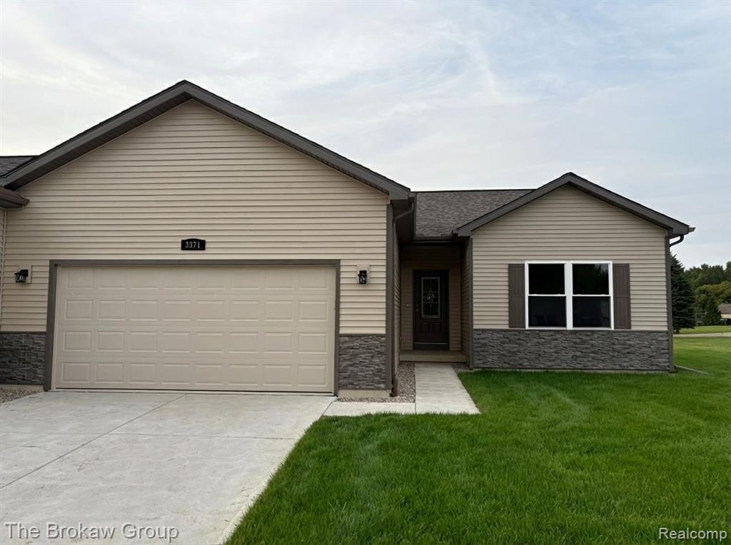 3371 Meadowridge Court, Davison, MI 48423 — front exterior