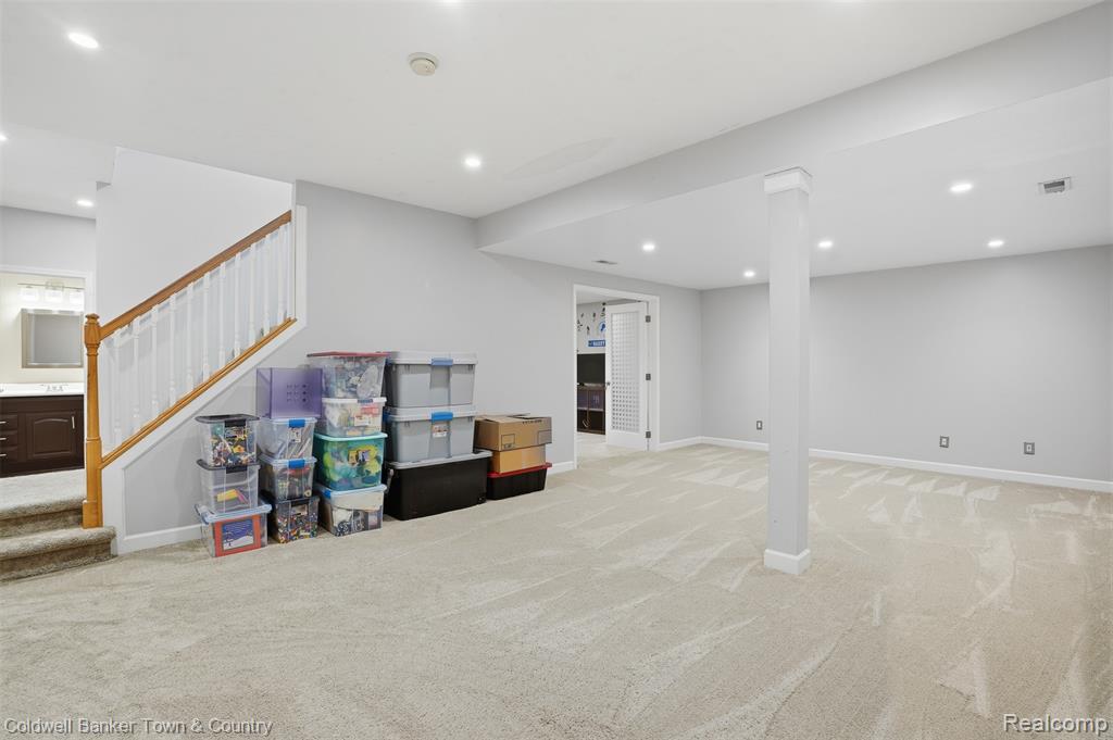 7431 Oceola Farms Court, Howell, MI 48855 — Photo 34