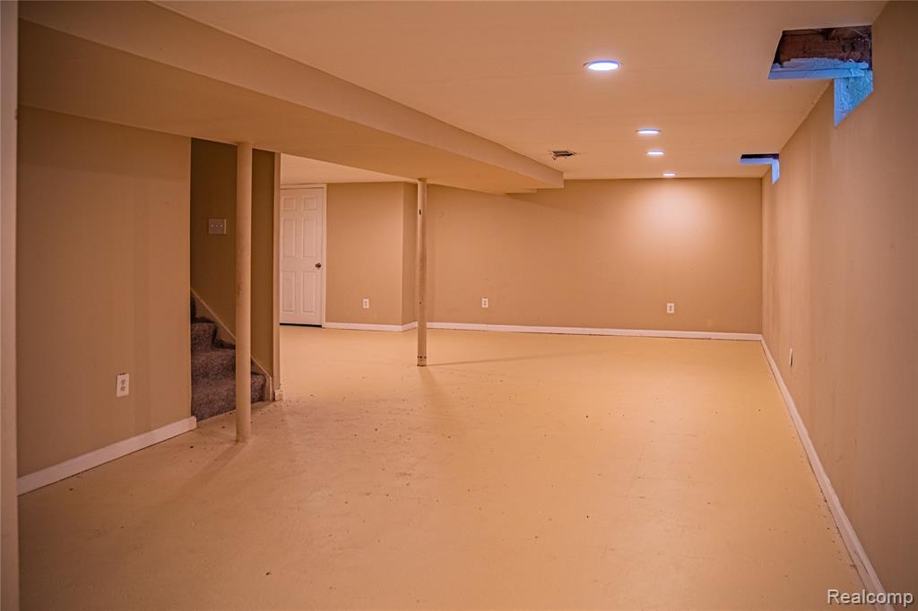4420 Katherine Street, Dearborn Heights, MI 48125 — Photo 22