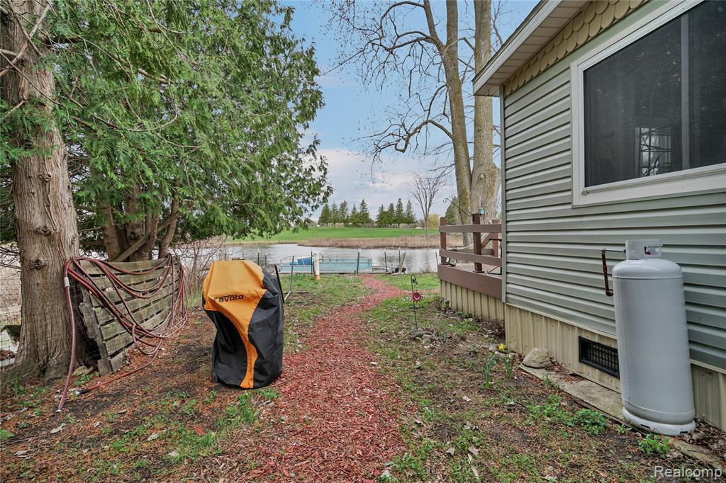 4686 Lakeview Avenue, MI — Photo 39