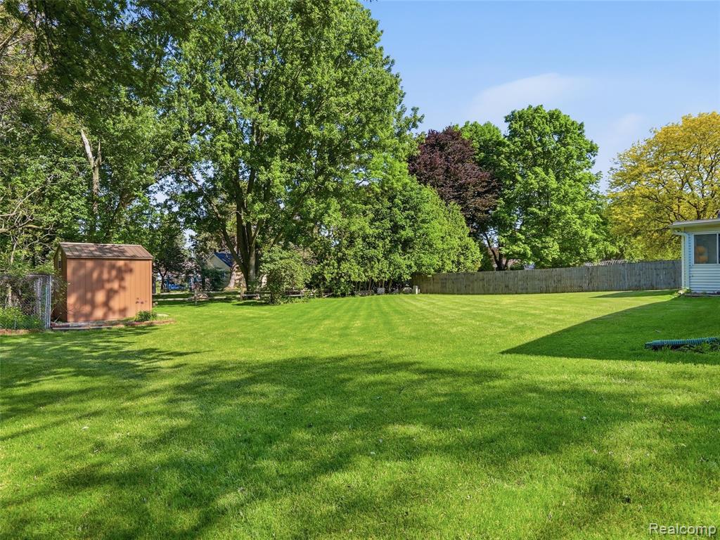 5059 Kidder Road, Almont, MI 48003 — Photo 47