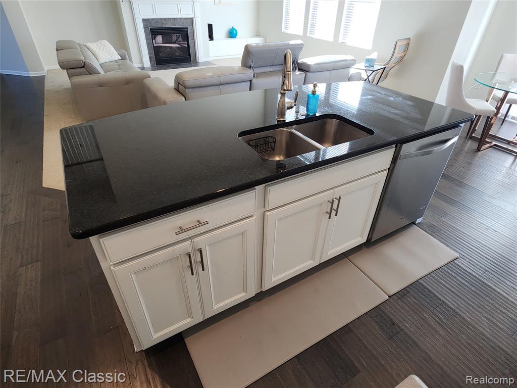 5887 Northford, Canton, MI 48187 — Photo 13
