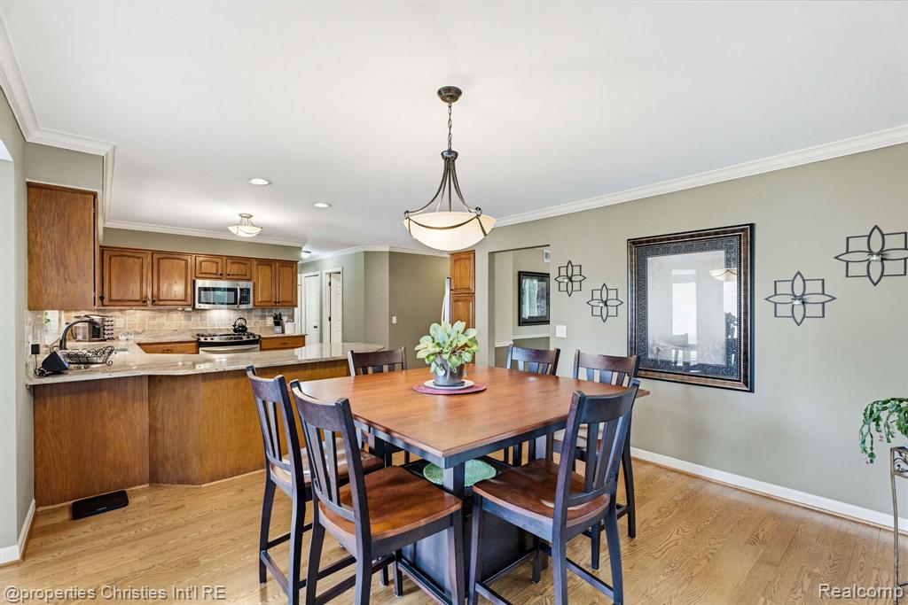 14281 Bournemuth Drive, Utica, MI 48315 — Photo 27