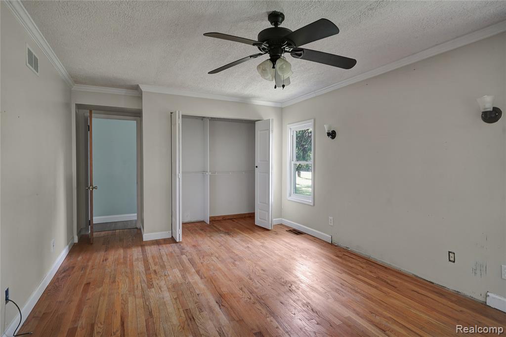 2476 Vandekarr Road, Owosso, MI 48867 — Photo 17