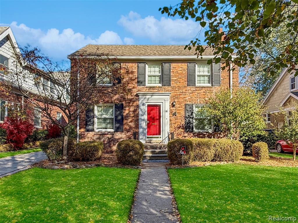 872 University Place, Grosse Pointe, MI 48230 — Photo 2