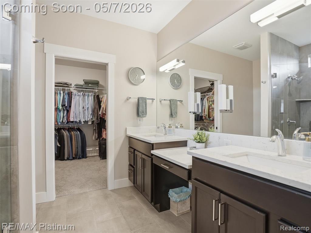 16413 Carrie Lane, Fenton, MI 48430 — Photo 28