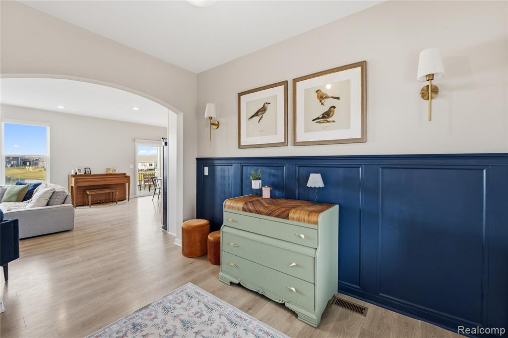 2056 Gambrel Lane, Howell, MI 48843 — Photo 5