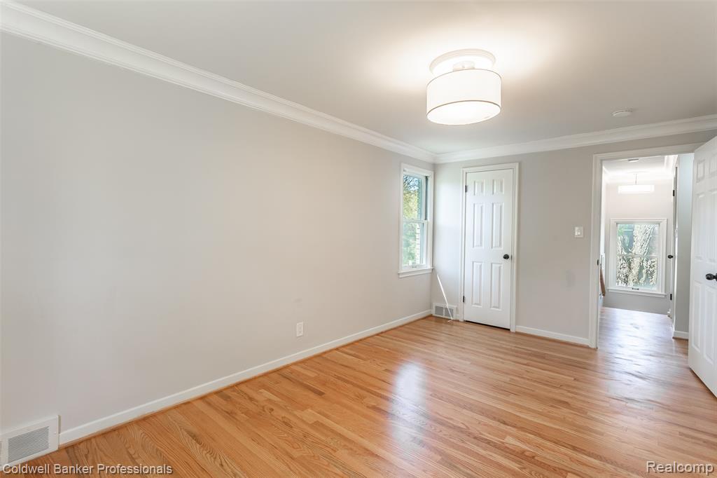 906 Putney Street, Birmingham, MI 48009 — Photo 31