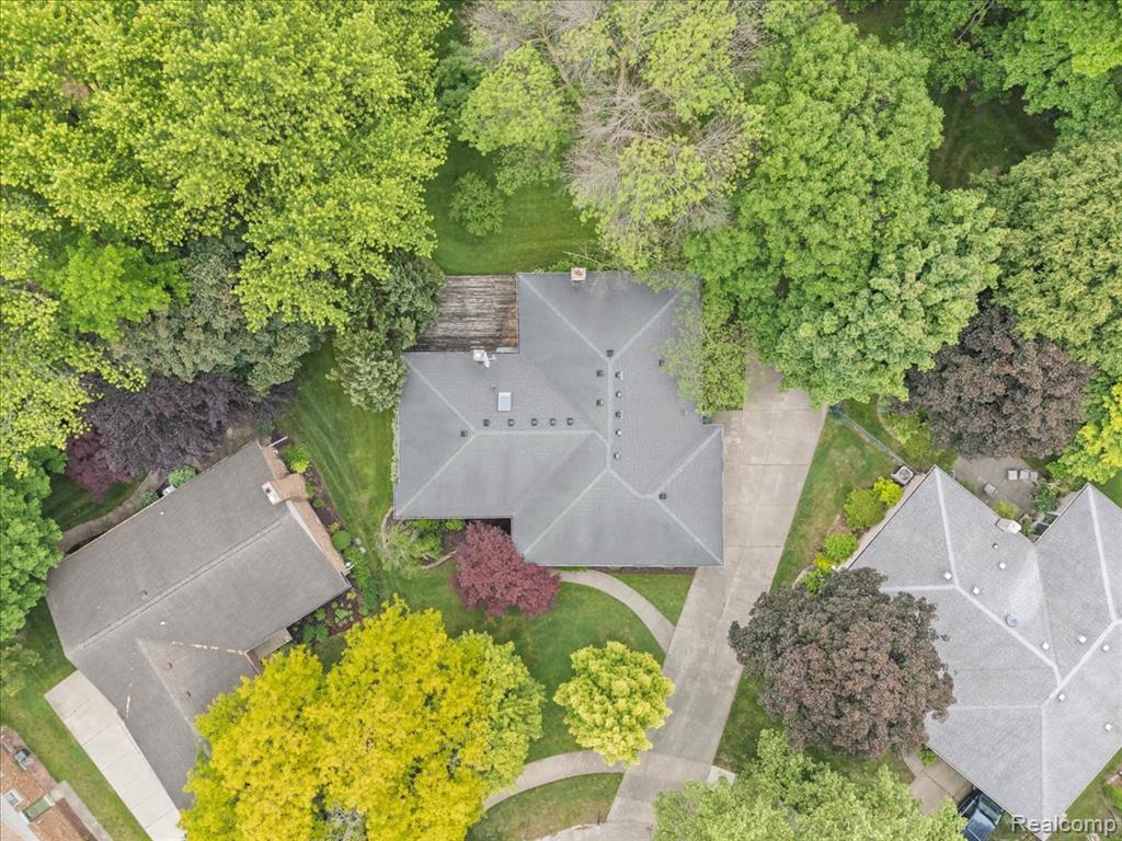 5538 Larkins Drive, Troy, MI 48085 — Photo 36