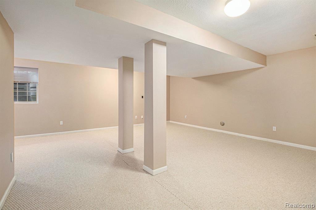5535 GALLERY PARK Drive, Ann Arbor, MI 48103 — Photo 24