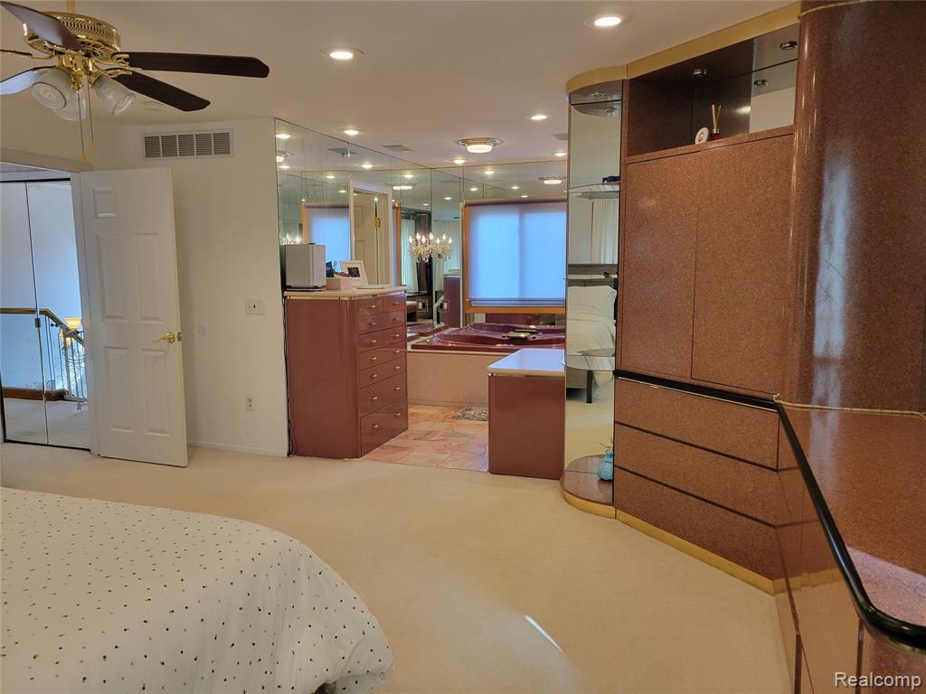5549 Perrytown Drive, West Bloomfield, MI — Photo 21