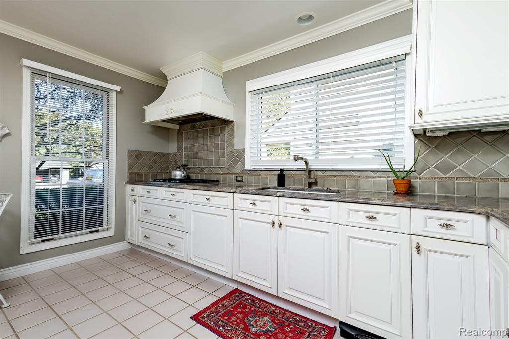 16329 Birwood Avenue, Beverly Hills, MI 48025 — Photo 10