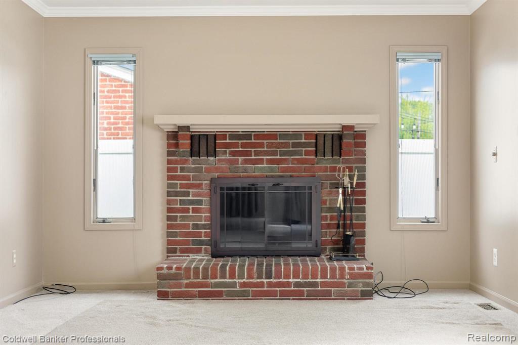 8536 Blackburn Drive, Westland, MI — Photo 9