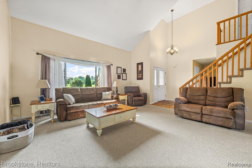 5280 Brantford Court, Grand Blanc, MI 48439 — Photo 9