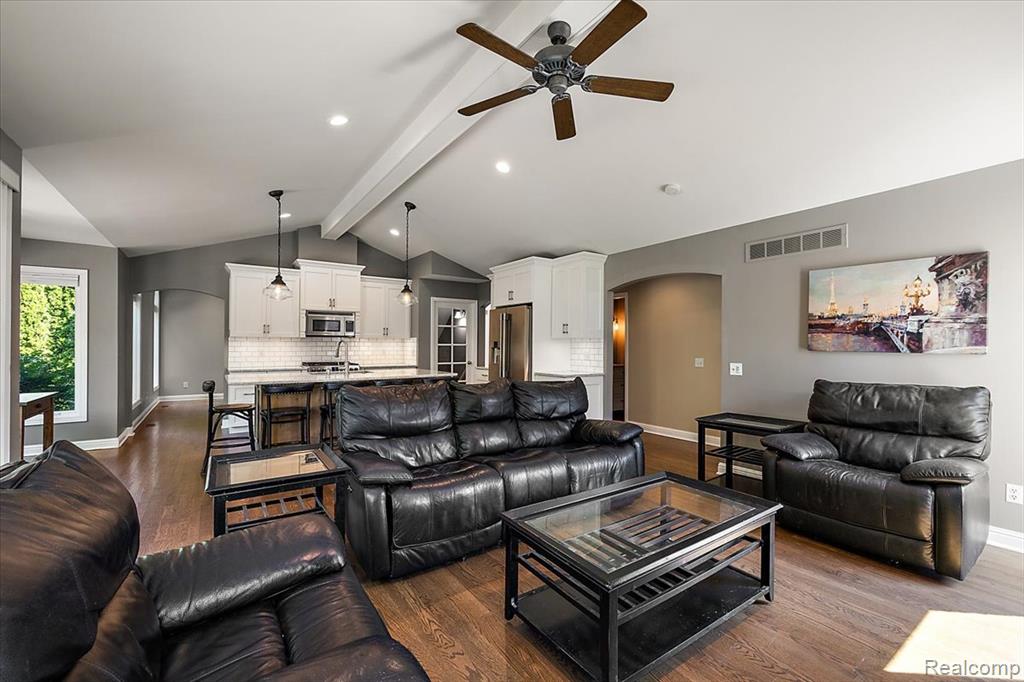 6591 Tree Knoll Drive, Troy, MI 48098 — Photo 19
